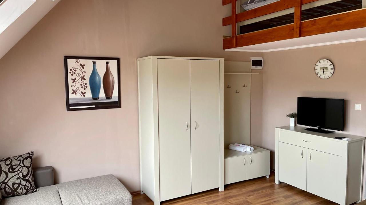 Gyula Var Premium Apartman Exteriér fotografie