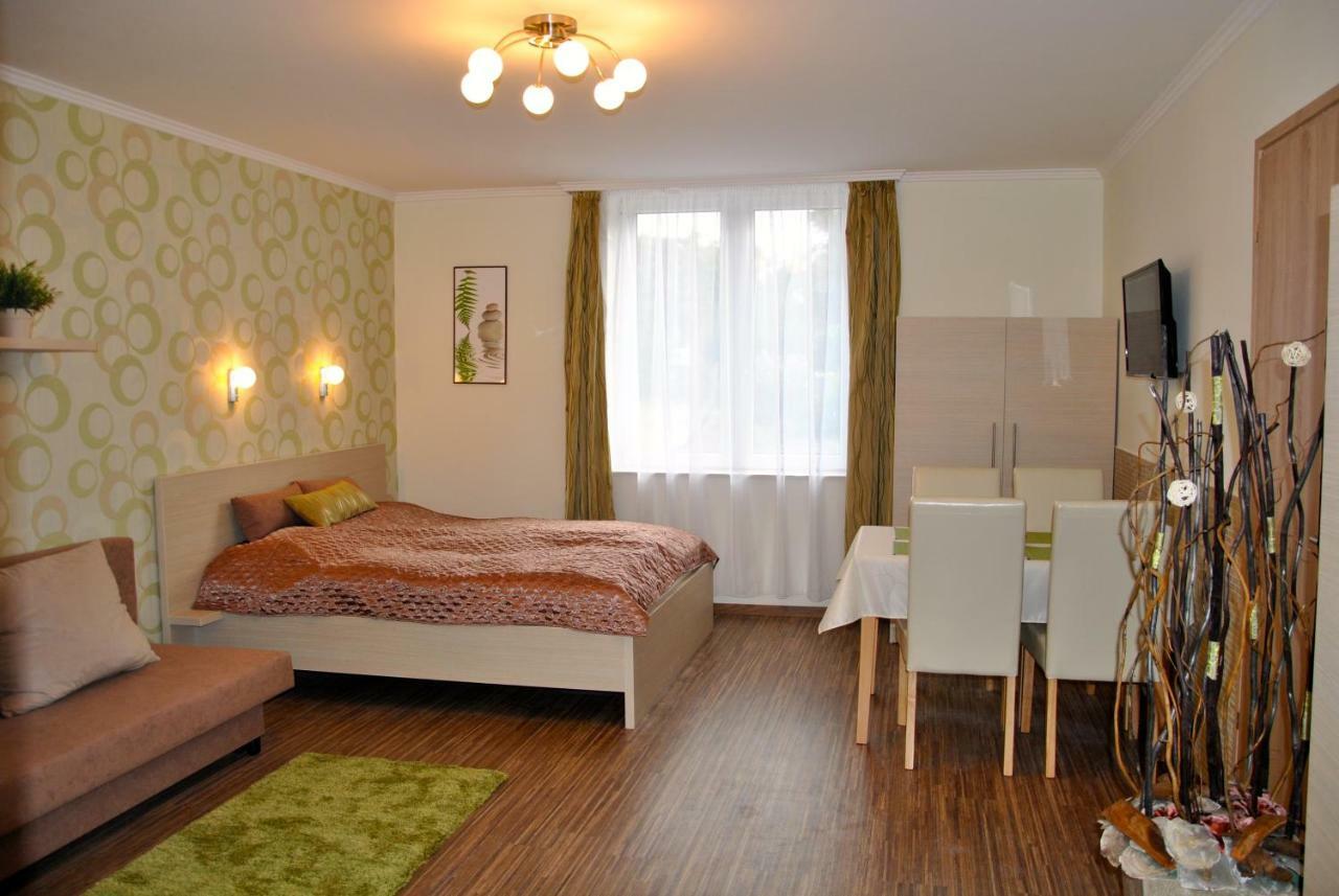 Gyula Var Premium Apartman Exteriér fotografie