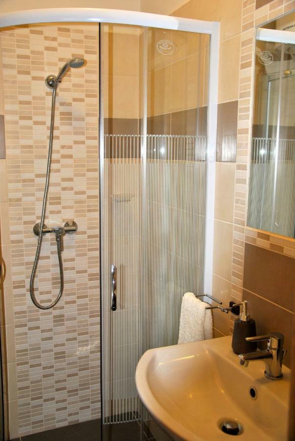 Gyula Var Premium Apartman Exteriér fotografie